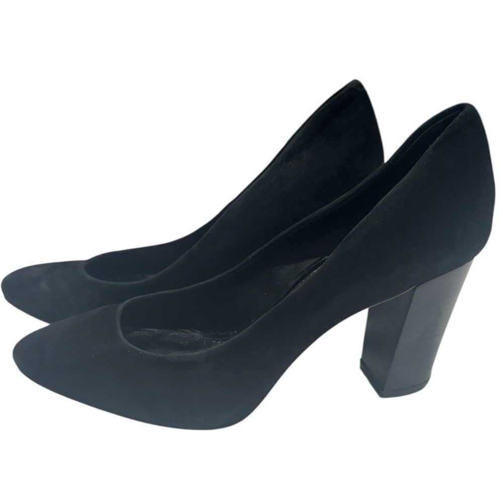 WHITE HOUSE BLACK MARKET Black Wide Heels Pumps Shoes 10